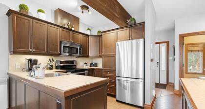 Townhouse on the Golf La Bête -10min to Tremblant