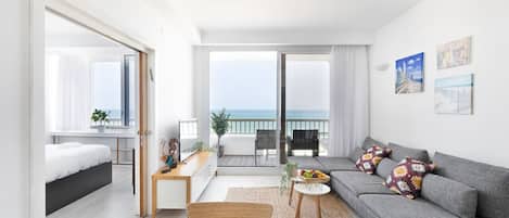 Studio | Interior