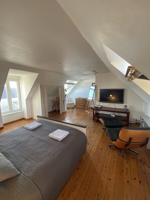 2 Schlafzimmer, Reisekinderbett, kostenloses WLAN, Bettwäsche