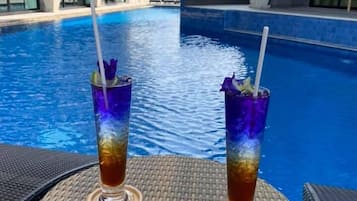 Outdoor pool, pool loungers