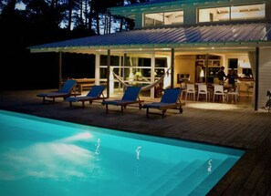 Piscine extérieure, piscine chauffée
