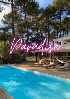 Piscine extérieure, piscine chauffée