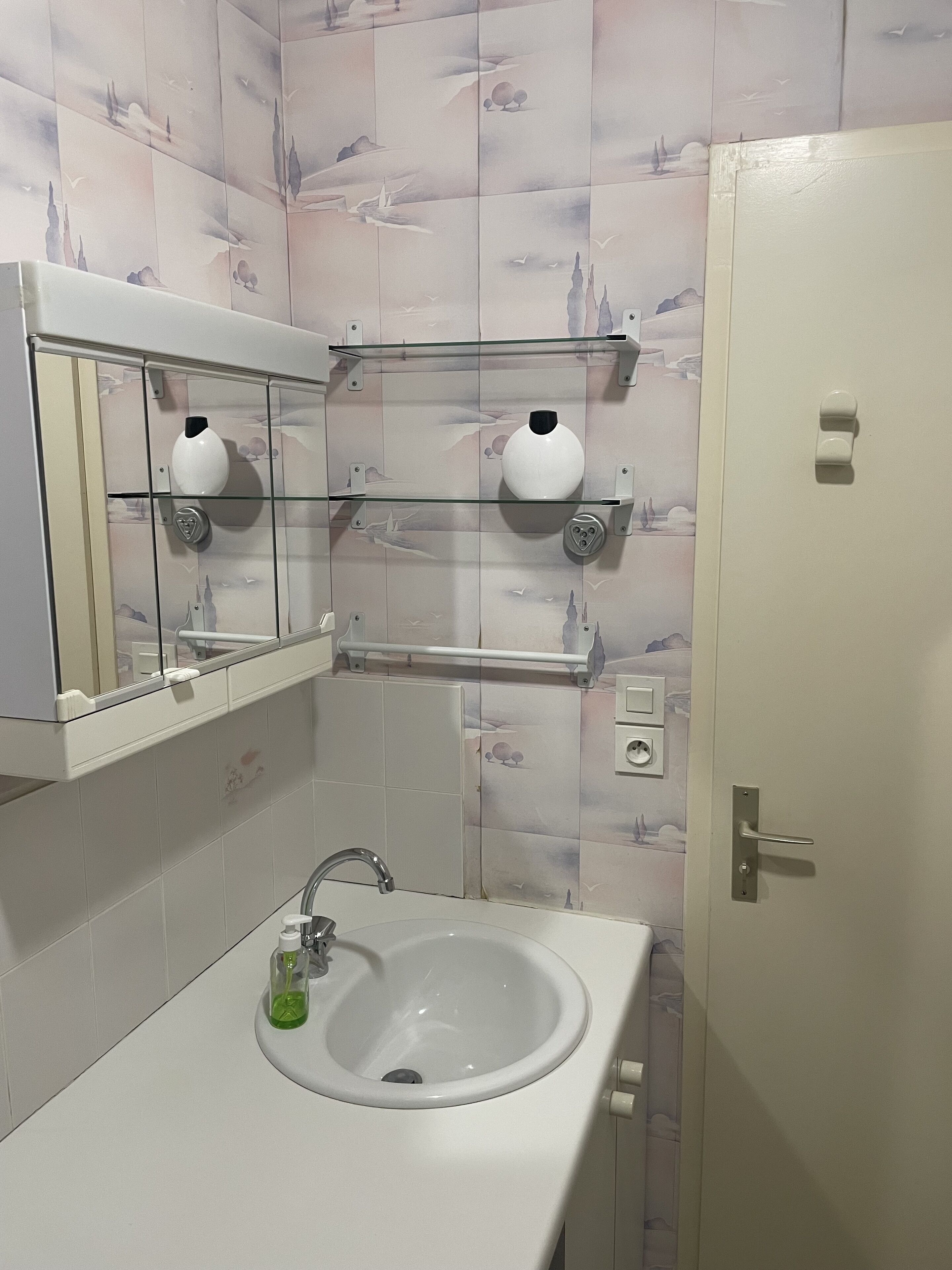 Appartement Meublé Tous Confort à 150m de la Plage et le Remblai des Sables