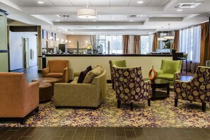 Lobby - Spark by Hilton Dothan (Dothan)