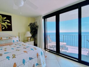 3 makuuhuonetta, silitysrauta/-lauta, ilmainen Wi-Fi, vuodevaatteet