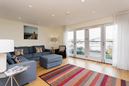 4 Salterns-3 Bath-Nr Yarmouth-Nr Beach-Sleeps 8