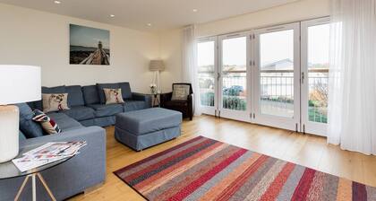 4 Salterns-3 Bath-Nr Yarmouth-Nr Beach-Sleeps 8