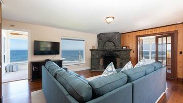 Smart TV, DVD player