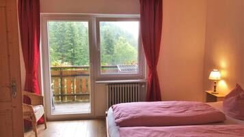 1 Schlafzimmer, Bügeleisen/Bügelbrett, Reisekinderbett, kostenloses WLAN