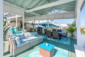 Outdoor dining - Abaco Surfside - Elegant Water View Home With Private Pool (Hope Town)