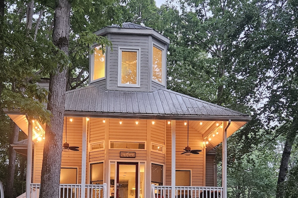 Charming Country Cottage- Perfect for Families