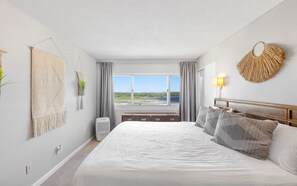 1 chambre, bureau, fer et planche à repasser, Wi-Fi