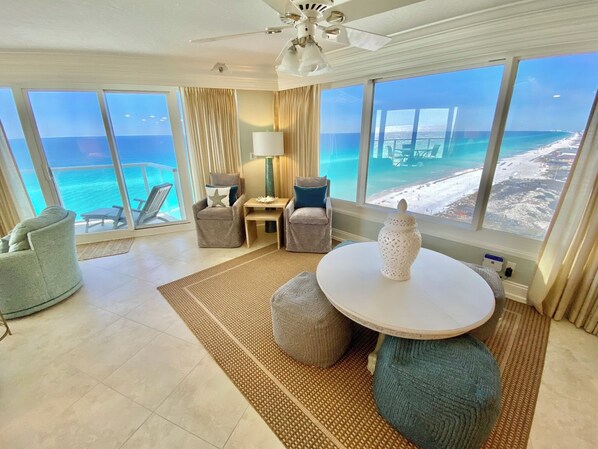 TV - Stunning Beachfront Condo with Gorgeous Views! 4349 BS2 (Miramar Beach)