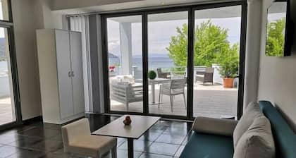 Luxury suites sea side