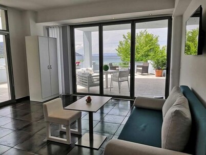 Luxury suites sea side