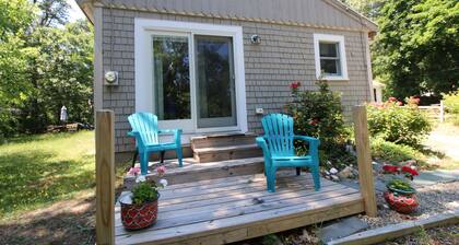 Charming Newly Renovated Wellfleet Cottage Near Black Fish Creek (2238)
