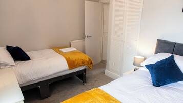 1 bedroom, iron/ironing board, free WiFi