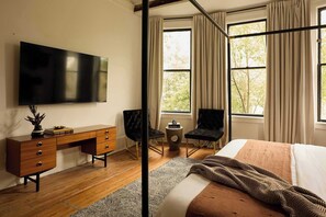 5 soverom, skrivebord, strykejern/-brett og wi-fi (inkludert)