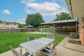 Outdoor dining