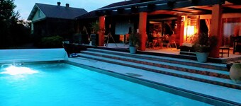 Maison Bois, Idéale Pour Décompresser