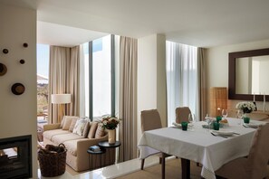 别墅, 2 间卧室, 私人游泳池 | 餐厅