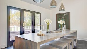 Casa, varias camas (Bridgehampton Beauty) | Restauración