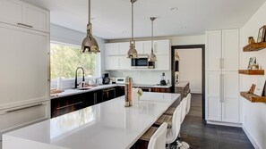 獨棟房屋, 多張床 (Bridgehampton Beauty) | 私人廚房