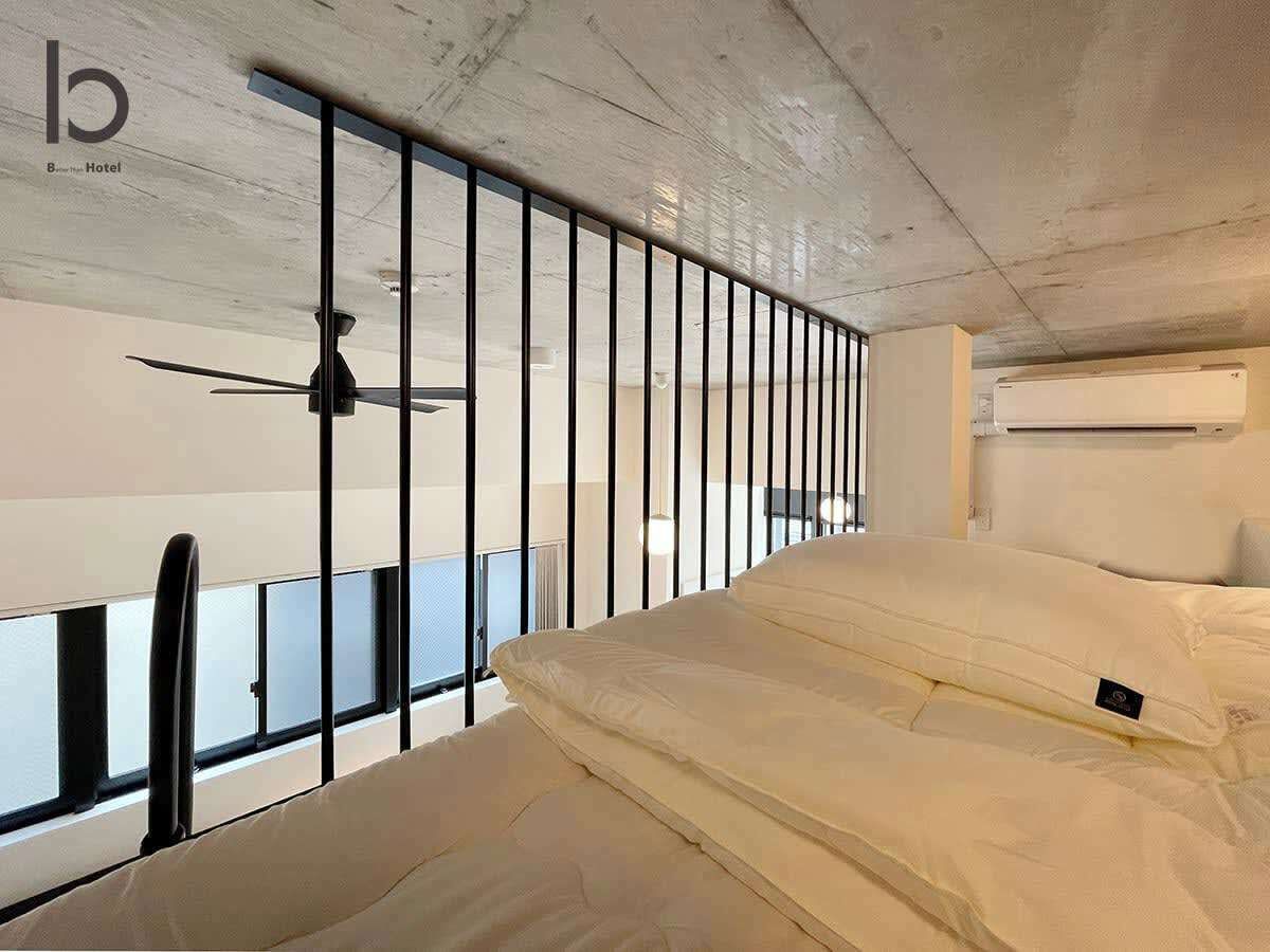 Fer et planche à repasser, Wi-Fi, literie fournie