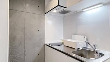 Fridge, microwave, stovetop, rice cooker