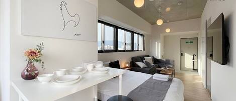 Ferros/tábuas de passar roupa, Wi-Fi, roupa de cama