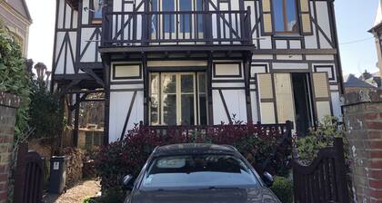 Cocon Charme Dans Villa 200 m de la mer