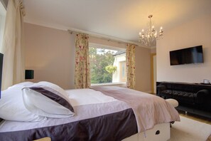 Huis | 6 slaapkamers, een strijkplank/strijkijzer, gratis wifi, beddengoed