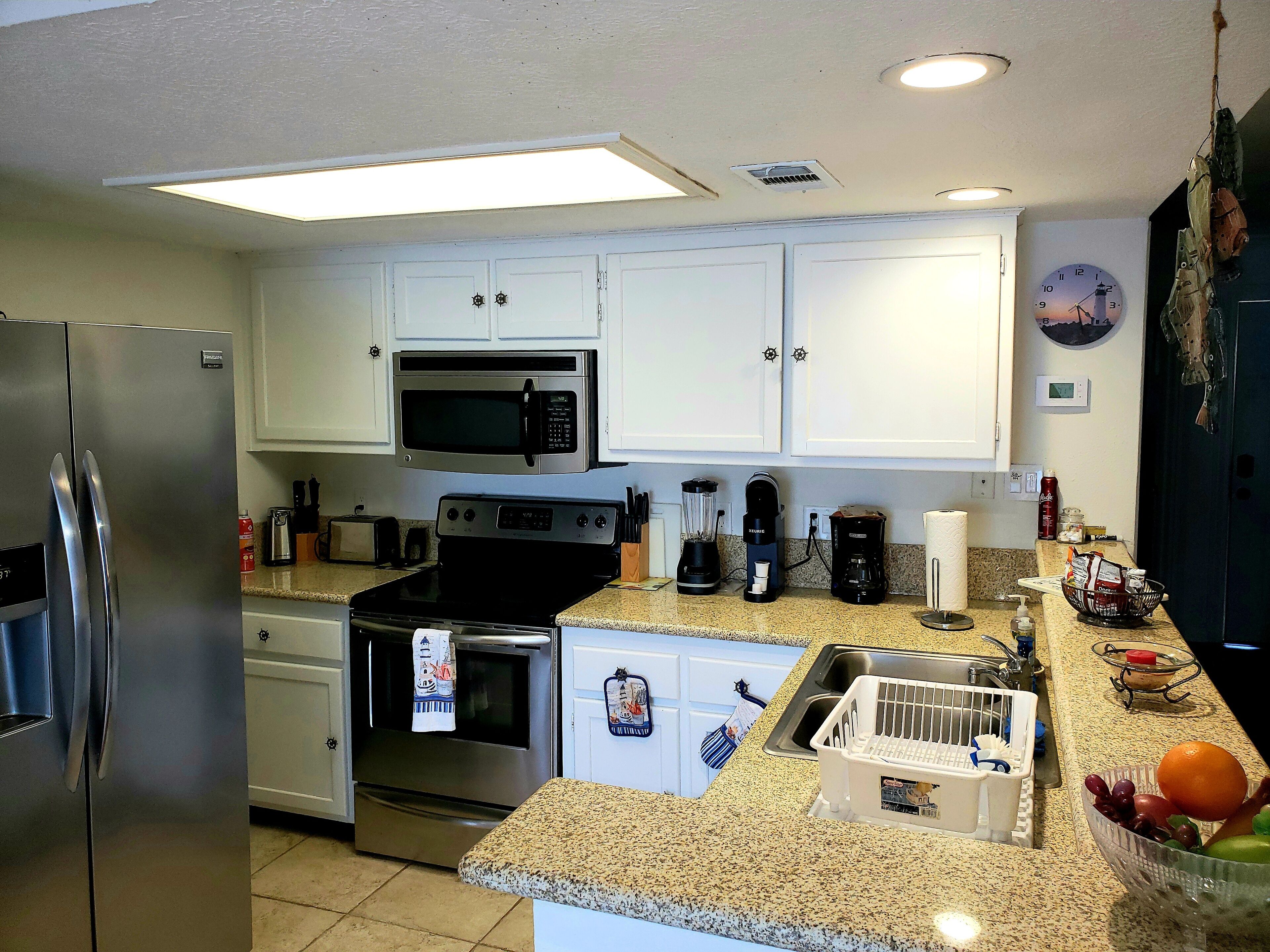 "Wickie's Wharf " Condo on lake Conroe