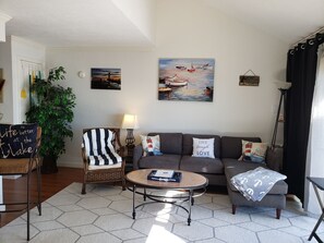 Smart-TV, DVD-Player, Drucker