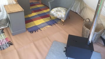 Cabin | 1 bedroom, bed sheets