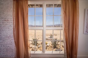 Interior - House 9 · *Private Hot Springs* Olive Cabin (Twentynine Palms)