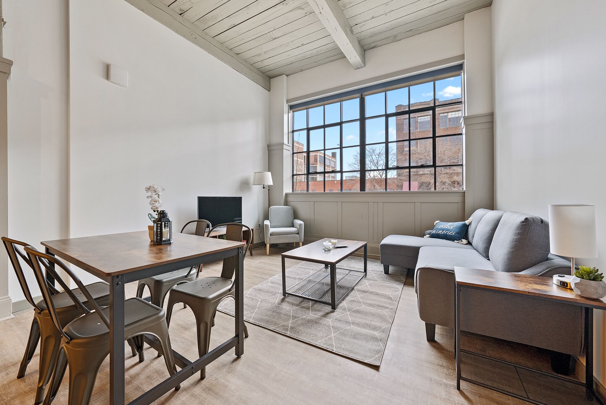 Experience the Art of Living in the Most Luxurious Apartments in Superior 115