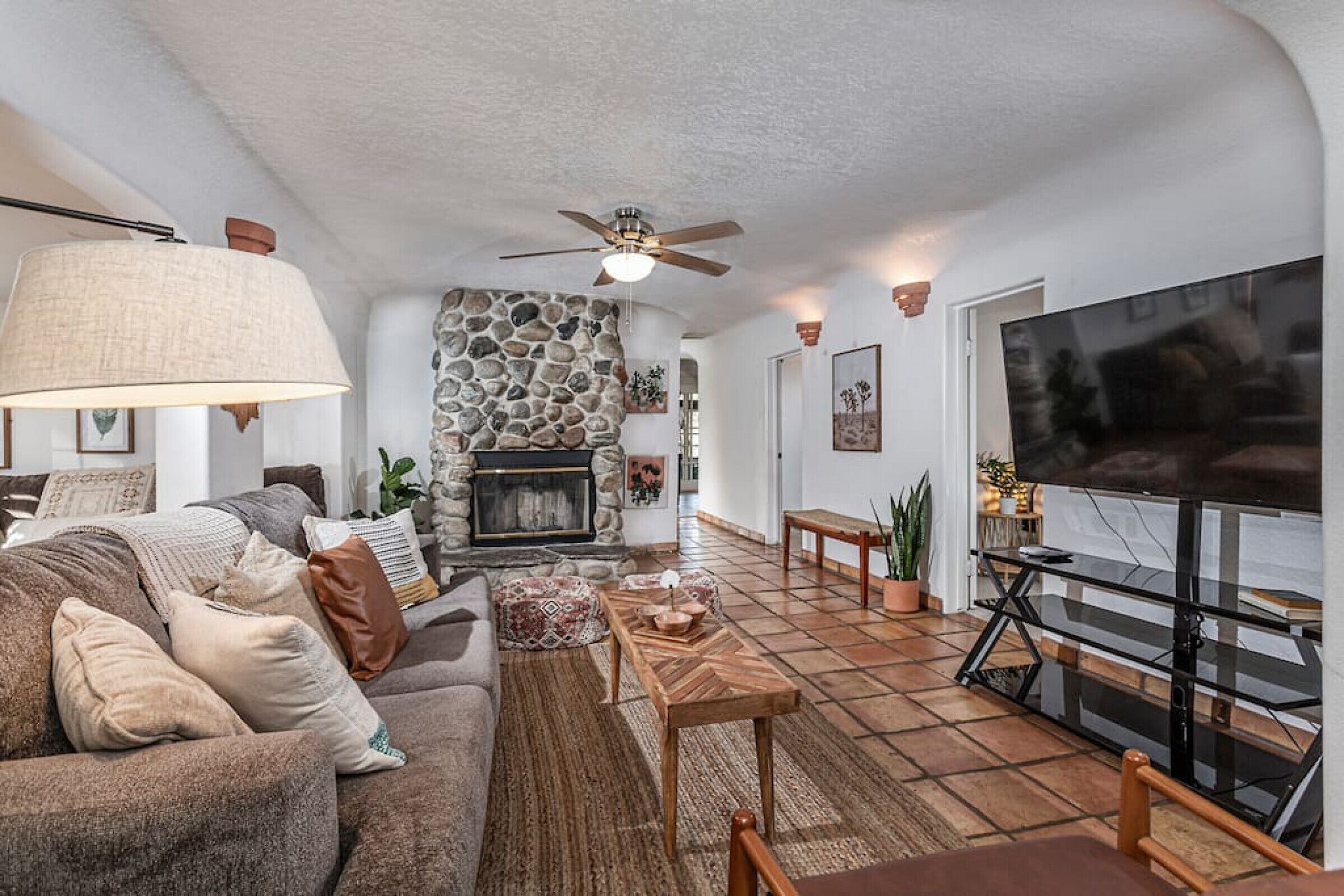 ★★Sequoia Riverfront House with Private Beach!★★