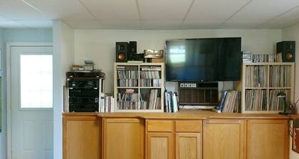 A quiet place near Ithaca, Ithaca College & Cornell.