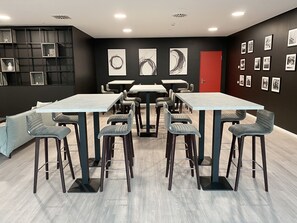 Lobby lounge - DORMERO Hotel Hersbruck (Hersbruck)