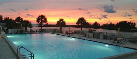 Outdoor pool, a heated pool