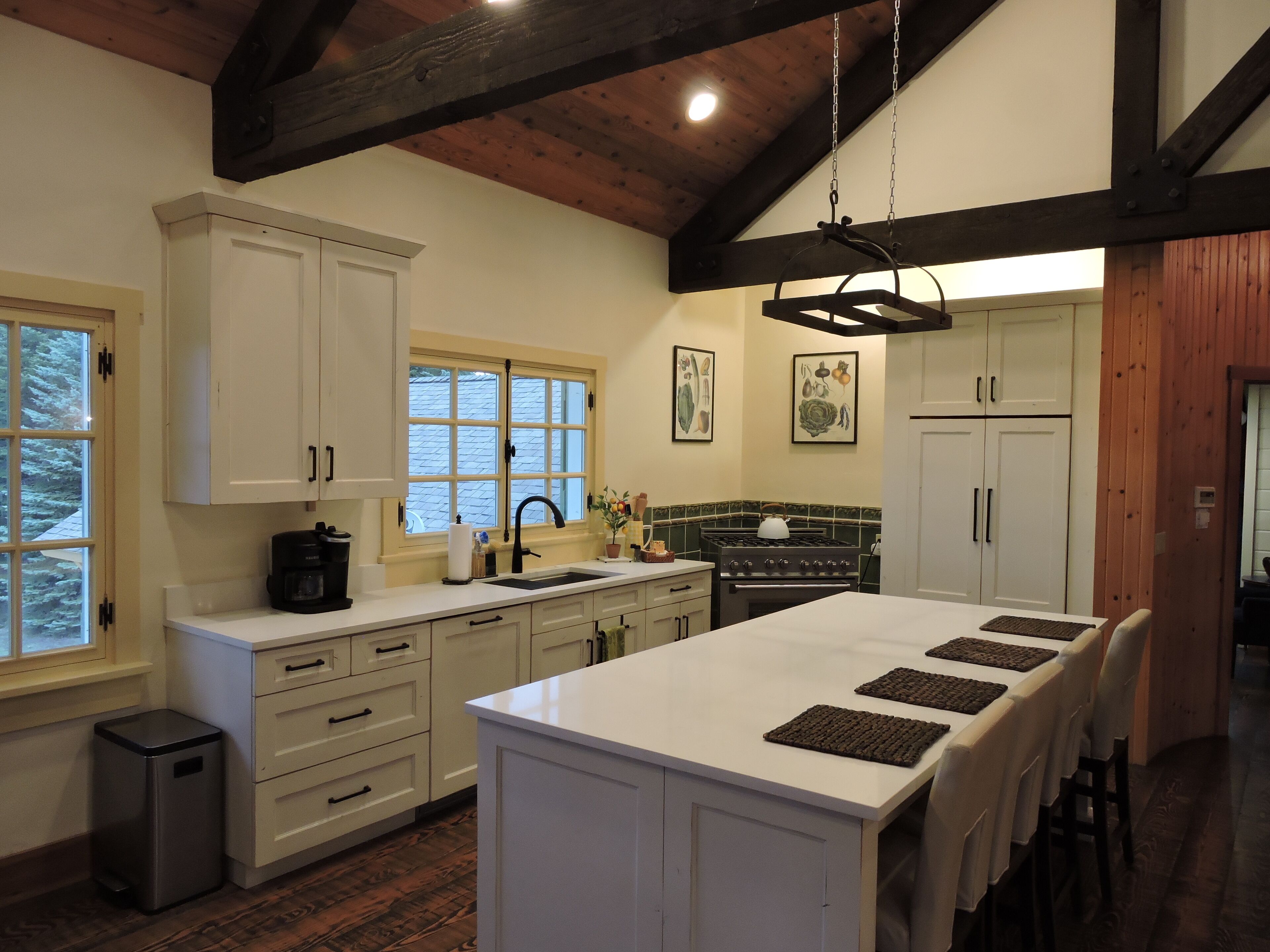 Gorgeous Home and Property Located Just 30 Minutes From Glacier National Park