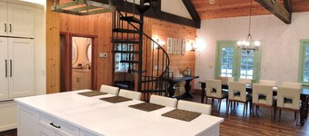 Gorgeous Home and Property Located Just 30 Minutes From Glacier National Park