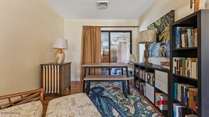 5 habitaciones, tabla de planchar con plancha y wifi gratis 