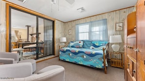 Talo (VI121 Edna Avenue) | Ulkopuoli