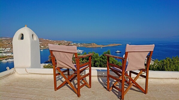 Comfort House | Water view