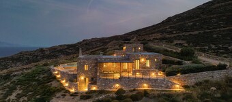 Infinity Villa, luxury house with stunning view in Serifos