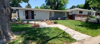 Beautiful Large Private Downstairs Area-Great Location-8 guests stay comfortably