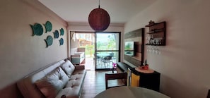 Smart TV, mesa de pingue-pongue