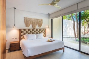 Departamento de lujo, 2 habitaciones | 2 habitaciones y caja de seguridad en la habitación 